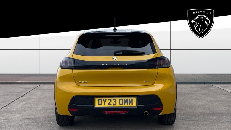 Peugeot 208 1.2 PureTech 100 GT 5dr EAT8 Petrol Hatchback